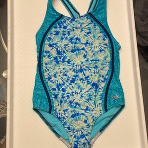 Speedo size girls 12 one piece bathing suit